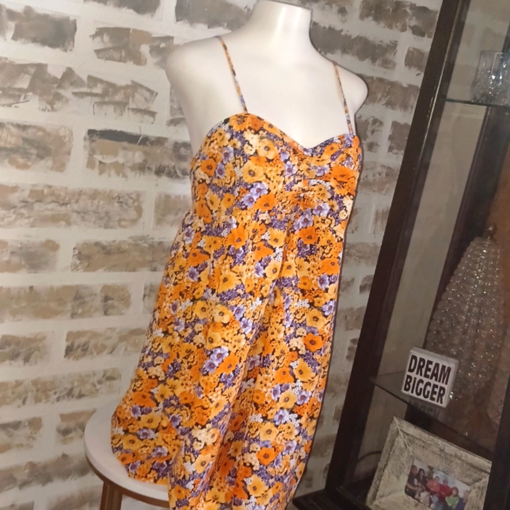 💖DIVIDED H & M floral Dress